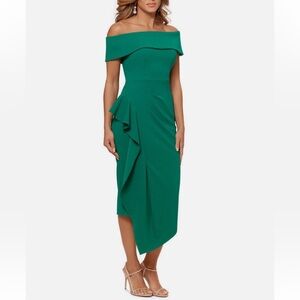 NEW BETSY & ADAM Women Green Asymmetrical Hem Slit Off The Shoulder Sheath Dress